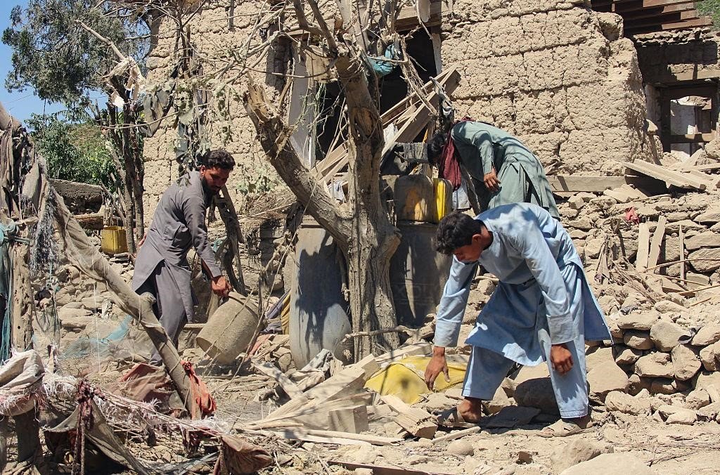 Pakistan Air Raids in Afghanistan Kill Civilians